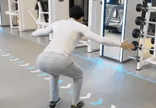 靠墙站立示意图